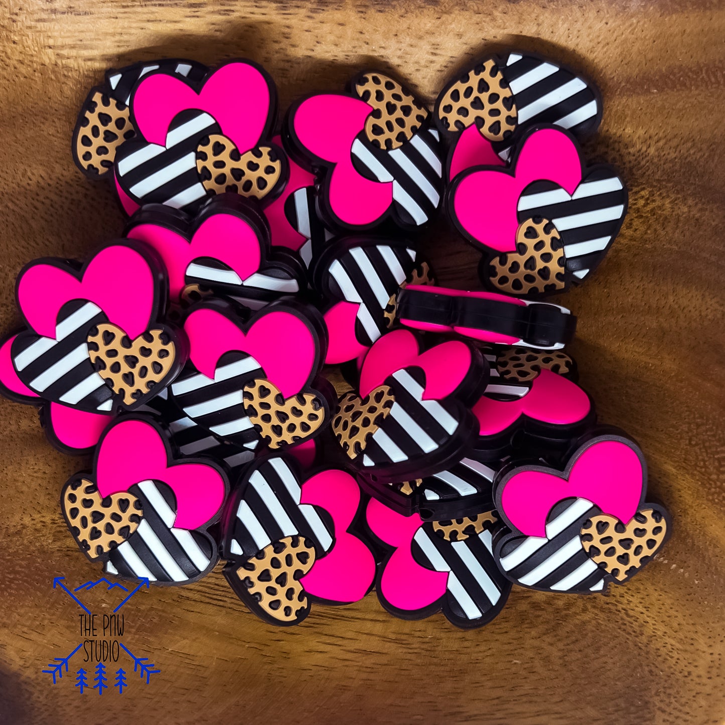 Valentine triple heart focal