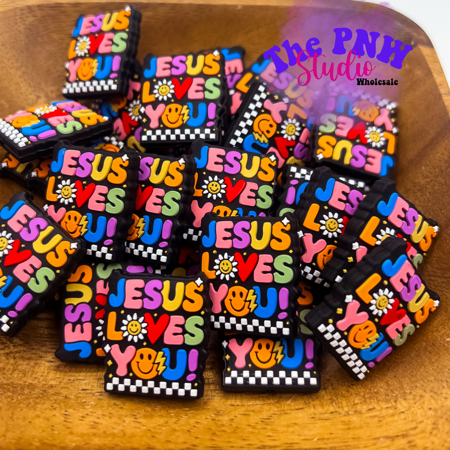 Jesus loves you focal