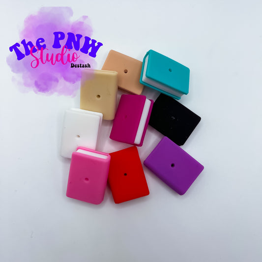 Destash- silicone book bundle (9pcs)
