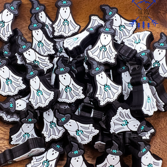 Turquoise ghost focal