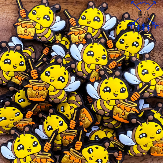 Honey bee focal